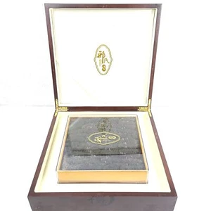 43 pièces petit concombre de mer séché de 5 cm avec épines dans une boîte cadeau en bois 特级野生海参刺参 - Photo 1 sur 4