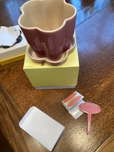 Last Call! Mother’s Day Gift. Le Creuset Planter Rose Quartz & Shape - Picture 1 of 8