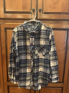 GAP Women's Long Sleeve Button Down Relaxed Fit Flannel Shirt Large L. NWT’s - Picture 1 of 3