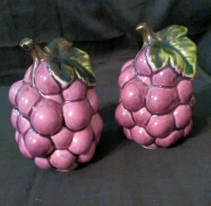 Vintage Grape Cluster Ceramic Salt & Pepper Shakers 3.25" - Picture 1 of 4