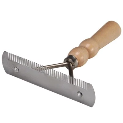 Metal Scotch Cattle Comb With Wooden Handle - image 1 of 3