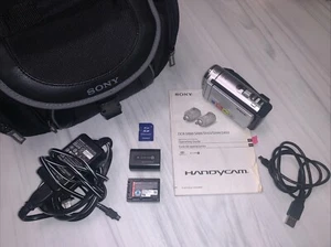 SONY Handycam DCR-SX63 Digital Video Camcorder w/ Batteries, Cords + Bag TESTED - Picture 1 of 19