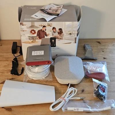 weBoost Home Multiroom Cell Signal Booster (470144) - image 1 of 4