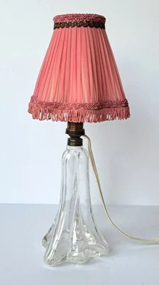 ANTIQUE VINTAGE MID CENTURY FRENCH BOUDOIR SHABBY CHIC GLASS TABLE LAMP & SHADE - Image 1 of 4