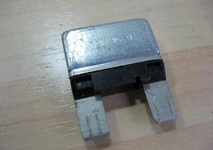 APX Maxi Fuse Circuit Breaker 40A 40Amps 14 Volts #M147GH - Picture 1 of 4