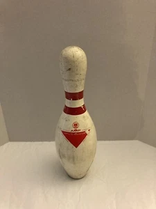 1 VINTAGE ABC AMF AMFLITE 302 BOWLING BALL PIN WHITE RED WOODEN NOSTALGIA - Picture 1 of 4