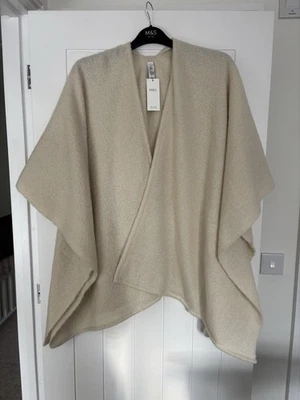 MARKS & SPENCER WOMENS CREAM KNITTED PONCHO WRAP CAPE ONE SIZE Bnwt - Image 1 of 4