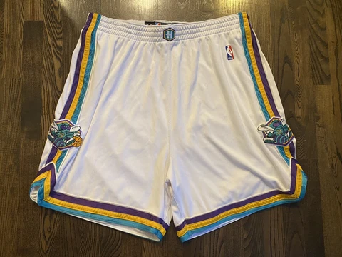 2003-2004 Reebok NEW ORLEANS HORNETS #9 George Lynch Pro Cut Game Shorts Size 46 Cover
