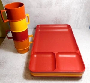 Tupperware vassoi e tazze vintage RARO - Foto 1 di 5
