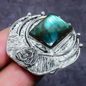 Labradorite Gemstone Handmade 925 Sterling Silver Jewelry Ring Size 7.5 - Picture 1 of 2