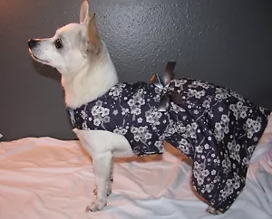 Vestido de flor púrpura profunda y gris para perro cachorro taza de té ropa para mascotas XXXS - pequeño - Imagen 1 de 1