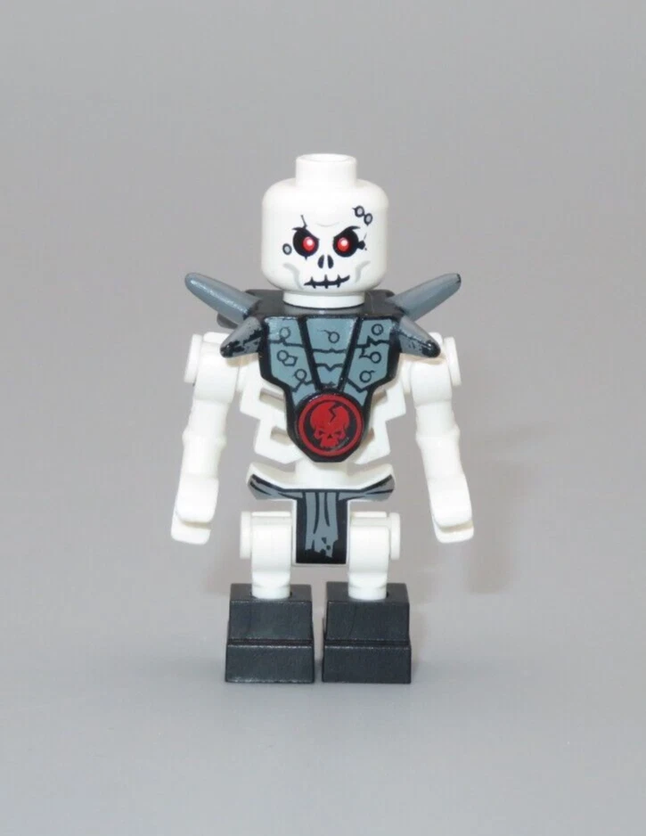 乐高 Chopov 长钉盔甲迷你模型骨架 2114 Ninjago 万圣节 — 第 1/1 张图片