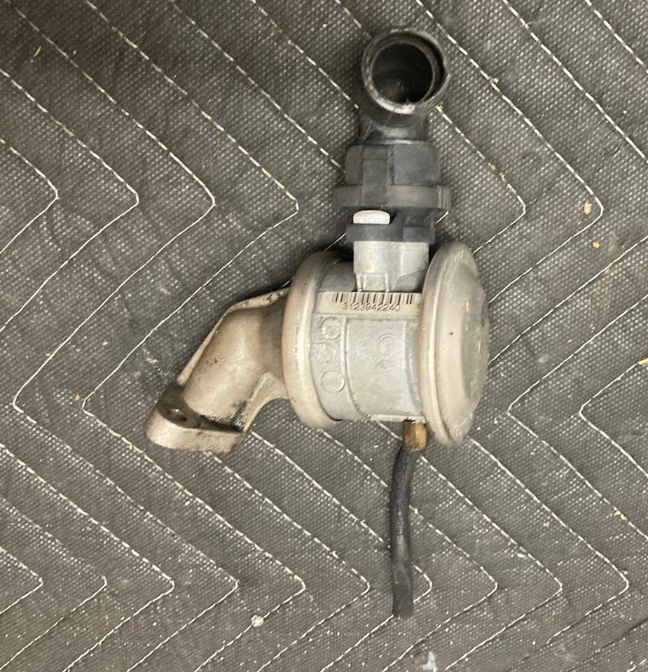 1997-2003 BMW E39 Emission Air Pump Control Valve 72229506 528￼i 525i OEM #453M - Image 1 of 4