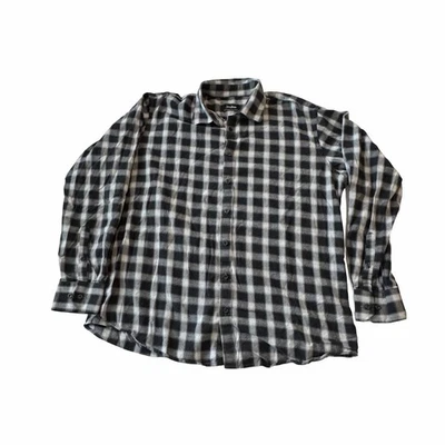 Neiman Marcus Black Grey Plaid Flannel Button-Down Shirt Men’s X Large Flannel - Image 1 of 4