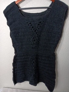 Handgefertigtes gehäkeltes Damen Top schwarz Rauten Design - Bild 1 von 5