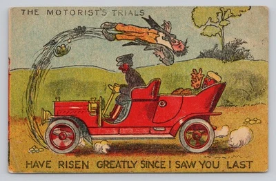 Los juicios del automovilista han resucitado muy bien hombre siendo golpeado por un automóvil postal Foto 1 de 2