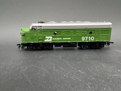 Bachmann HO Burlington Northern Diesel Locomotive #9710, Tested Runs Lights work - Image 1 of 4