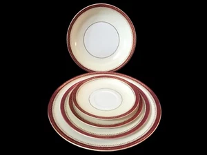 Meito Marfil China Tu Elección de Artículo Ocupado Japón Borde Rojo/Dorado - Imagen 1 de 7