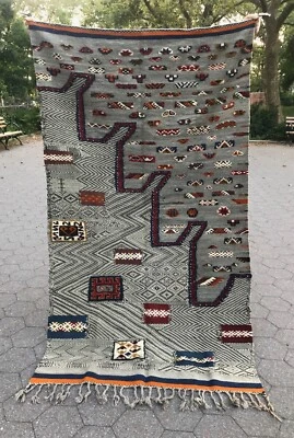 Alfombra Marroquí Alfombra Bereber Picasso - Motivo Tribal - Diseño Moderno - 7'2" x 3'10" Foto 1 de 4