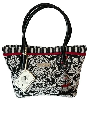 Isabella's Journey 挂毯手提包波西米亚黑色白色和红色装饰全新无标签 — 第 1/4 张图片