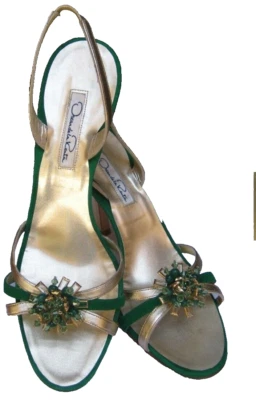 Sandalia OSCAR DE LA RENTA de gamuza verde y cuero dorado con tiras y joyas 39,5/9,5 Foto 1 de 4