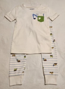 NWT Old Navy Truck Construction Short Sleeve Pajamas PJs 2PC Toddler Boy - Picture 1 of 1