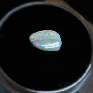 Delightful Mintabie Crystal Opal 0.60 ct - Bild 1 von 3