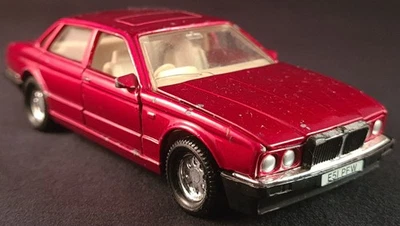 Vintage Lesney Matchbox Super Kings Jaguar XJ6 Red 1987  - Image 1 of 4