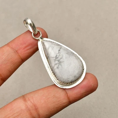 Howlith Edelstein 925 Sterlingsilber handgefertigter Schmuck Anhänger 1,96 Zoll - Bild 1 von 4