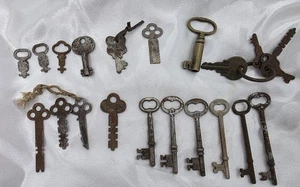 Vintage Skeleton Keys, Varity Lot of 20 Mixed Lot. 1 Vintage King Lock Key - Picture 1 of 17