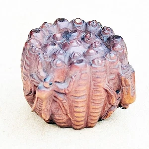 GX1307 - 20 Years Old 1.6" Hand Carved Boxwood Netsuke : Bees on Nest - Picture 1 of 7