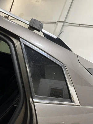 Used Left Quarter Glass fits: 2012 Cadillac Srx anti-theft opt UA6 Left Grade A - Image 1 of 4