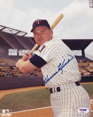 Harmon Killebrew Signed 8x10 Photo With PSA COA - Image 1 of 2