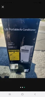 LG 6000 BTU 250 sq. Aire acondicionado portátil ft. con control remoto Foto 1 de 3