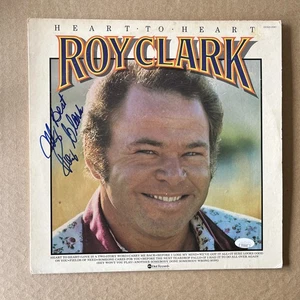 FIRMADO ROY CLARK - CORAZÓN A CORAZÓN - ÁLBUM DE DISCOS DE VINILO JSA - Imagen 1 de 4