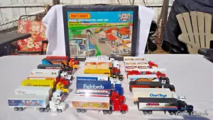 HUGH LOT of MATCHBOX CONVOY TRACTOR TRAILER LOT OF 24 W/COLLECTORS CARRY CASE #2 - Picture 1 of 15