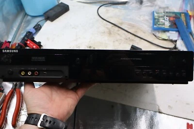 Samsung DVD-VR375 DVD/VCR Combo Recorder Fully Tested And Working No Remote  - Image 1 of 4