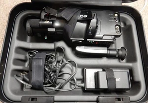 Sony CCD-F280 VHS Camcorder in Case *READ* 0907-97 - Picture 1 of 5