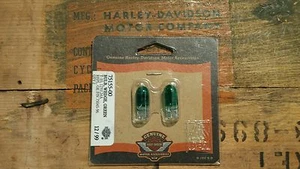 Harley Davidson Green Wedge Light Bulbs 12V .24A 75155-00 NOS OEM 2 PACK EVO - Foto 1 di 2