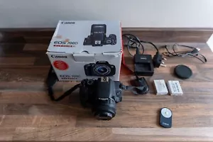Canon EOS 700D / Rebel T5i 18.0MP Digital SLR Camera & Canon 50mm f/1.8 lens - Picture 1 of 8