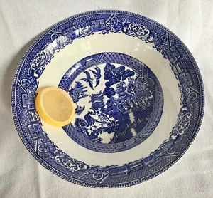 Blue WILLOW Vegetable Bowl Vintage Pottery ASIAN Pagoda ENGLAND 8.75"  - Picture 1 of 5
