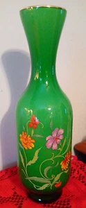 PRETTY VTG GREEN FLORAL GLASS VASE w/22k Gold TRIM MADE IN ITALY-9 1/2" T x 3" W - Bild 1 von 7