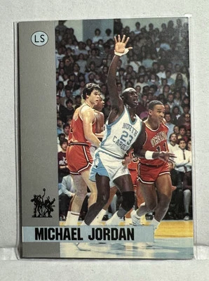 L.S. 1991 Tarjeta de premios John Wooden 1984 novato Michael Jordan #13 Foto 1 de 2