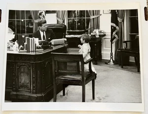 1963 Pres. John F. Kennedy & JFK JR Type 1 Photo 11x14 PSA Cecil Stroughton LOA - Bild 1 von 8