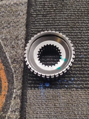 2013 Harley Davidson Street скольжения компенсатор привода Gear только хорошо б/у деталь - Изображение 1 из 4