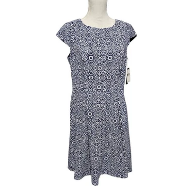 Vestido Plisado AGB Talla 14 Azul Blanco Estampado Elástico Sarga Cremallera Trasera NUEVO Foto 1 de 4