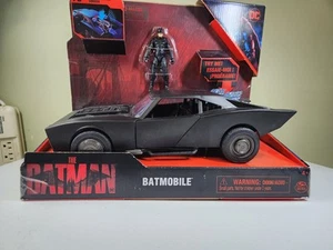 Spin Master: The Batman Movie, Batmobile with lights &sounds and Batman figure - Picture 1 of 17