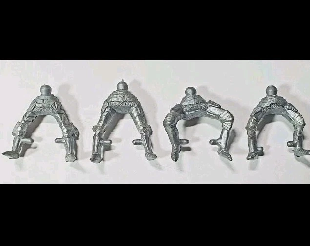 Vintage Britains Historic Series Swoppet Mounted Jousting Knights Riding Legs - Image 1 of 1