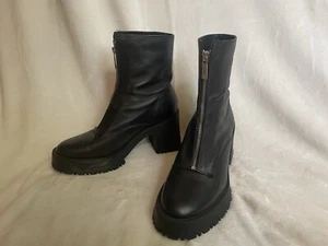 ZARA sz. 39/8 Flat Sock Ankle Boots Zipper Front Booties Combat Chunky Platform - Picture 1 of 3