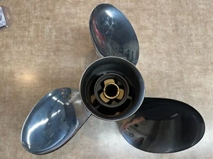 YAMAHA 6N7-45978-00-00, Talon Stainless Propeller 3 x 13-1/8 x 20P - Bild 1 von 2